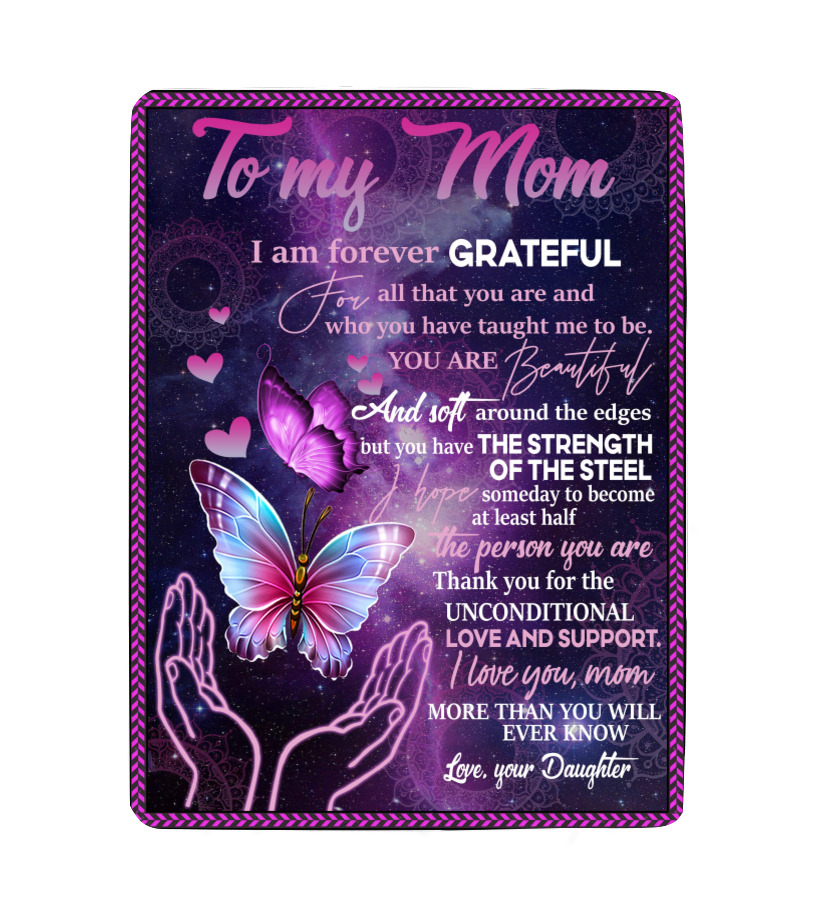 https://cdn.tzy.li/tzy/previews/images/002/274/363/667/original/to-my-mom-i-am-forever-grateful-quilt-fleece-blanket.jpg?1649346026